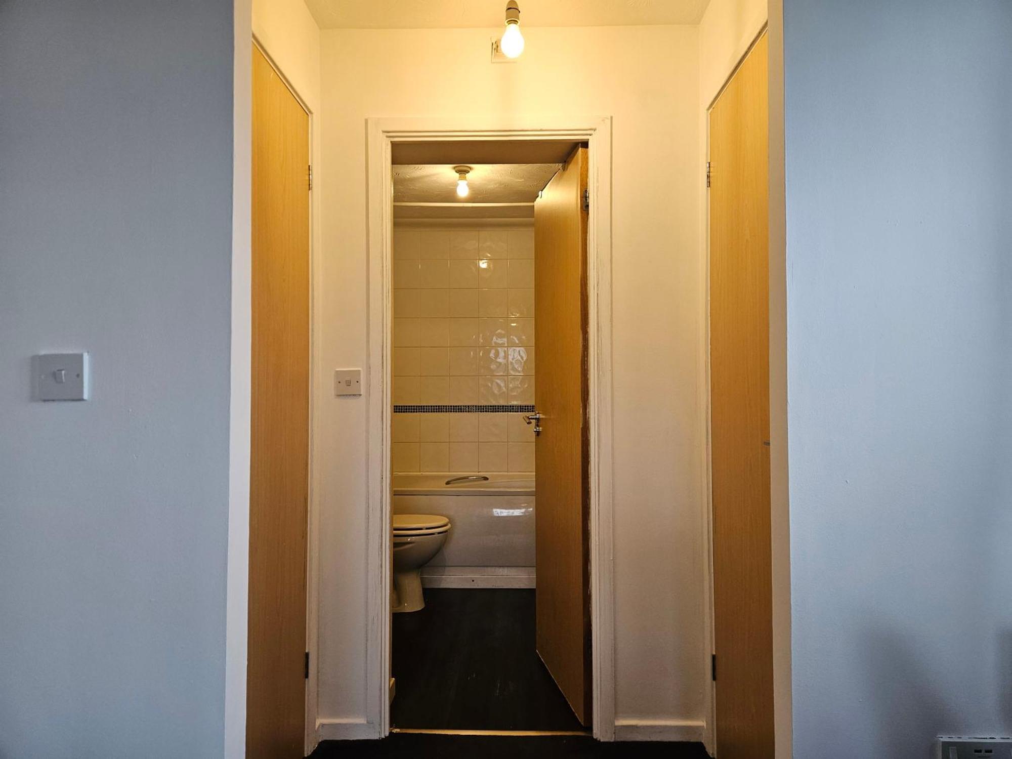 Apartment Luxury 2 Bed, 2 Bath In North